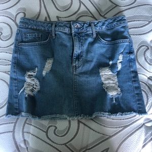 RIPPED JEAN SKIRT